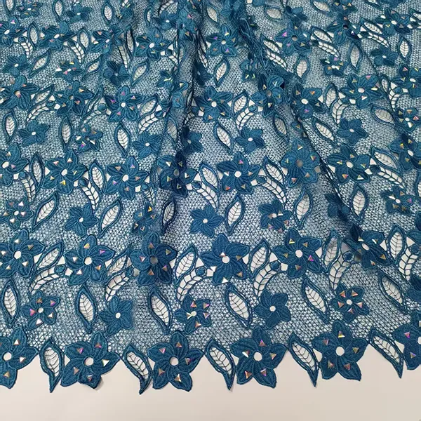 Wholesale Luxury Velvet Guipure Lace Middle East Velvet Lace Fabric Fashion High Quality Velvet Lace
